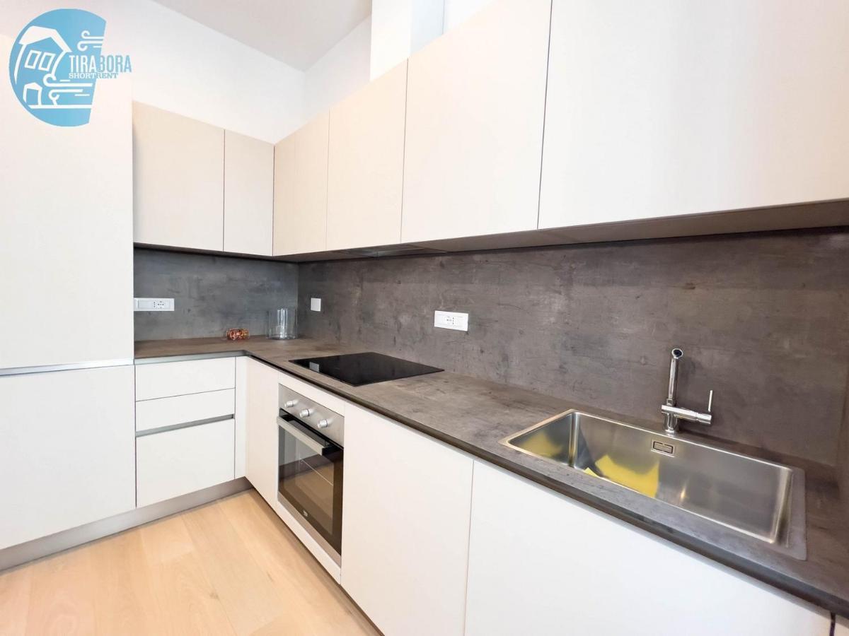Cavana 2 Tirabora Short Rent Трієст Екстер'єр фото