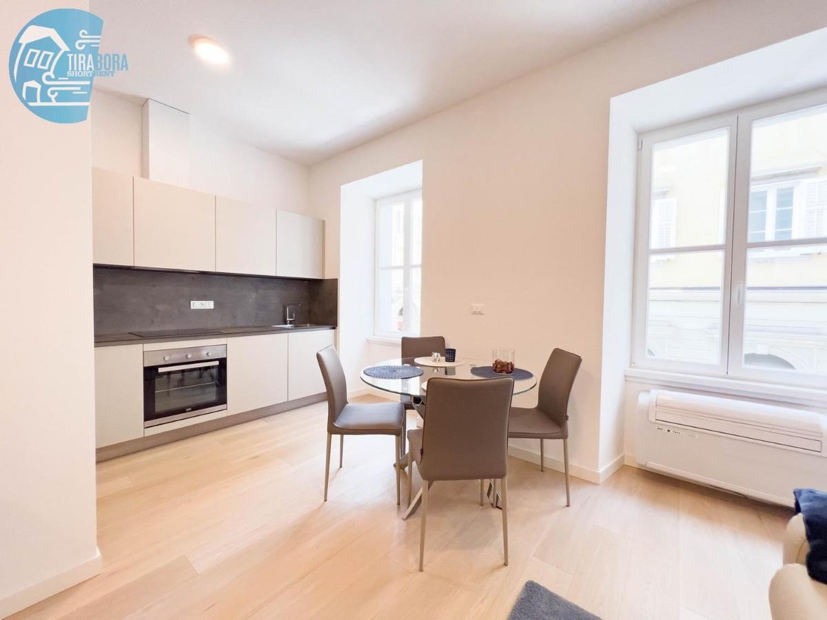 Cavana 2 Tirabora Short Rent Трієст Екстер'єр фото